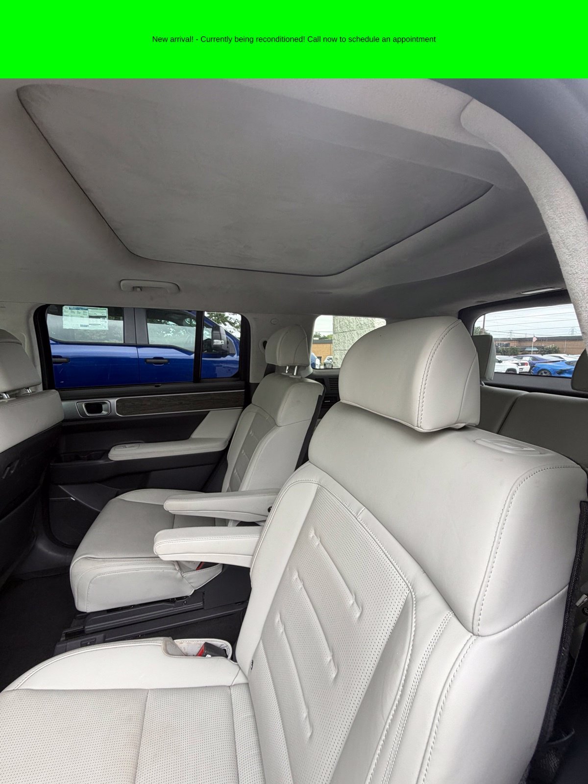 Used 2025 Blue Hyundai Calligraphy image 14