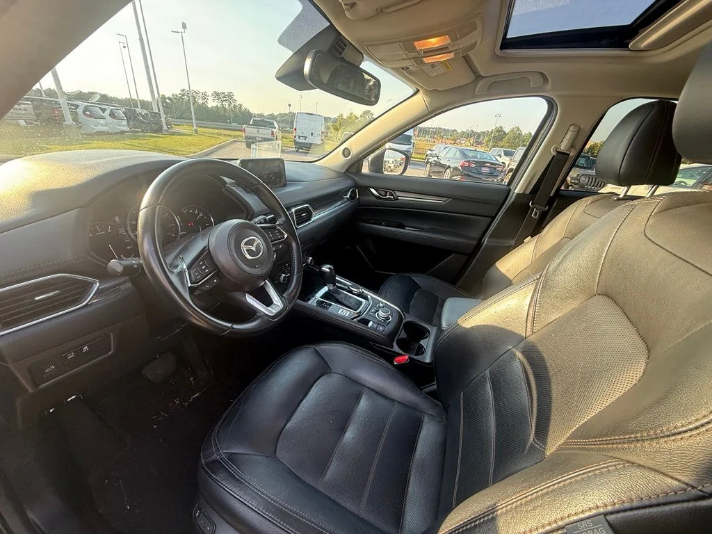 Used 2020 Black Mazda Grand Touring image 22