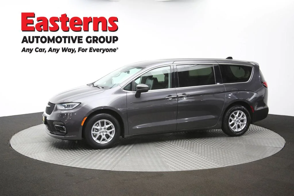 Used 2023 Gray Chrysler Touring L image 59