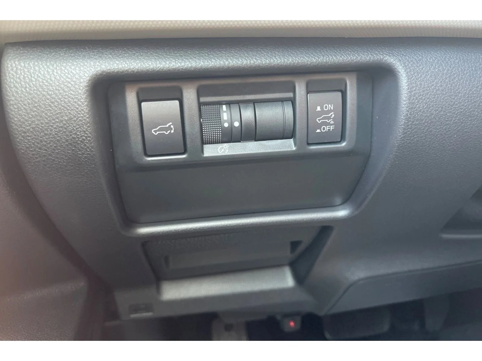 Used 2026 Daybreak Blue Pearl Subaru Premium image 39