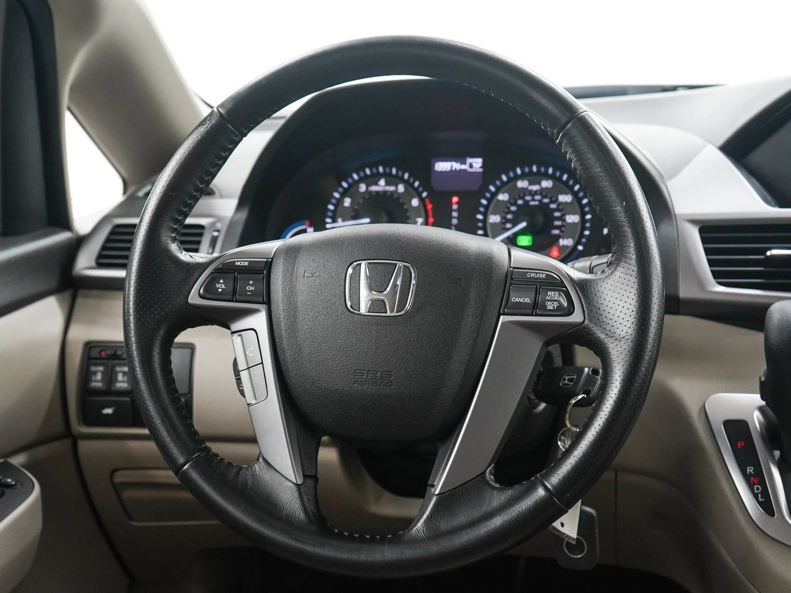 Used 2013  Honda FWD image 18
