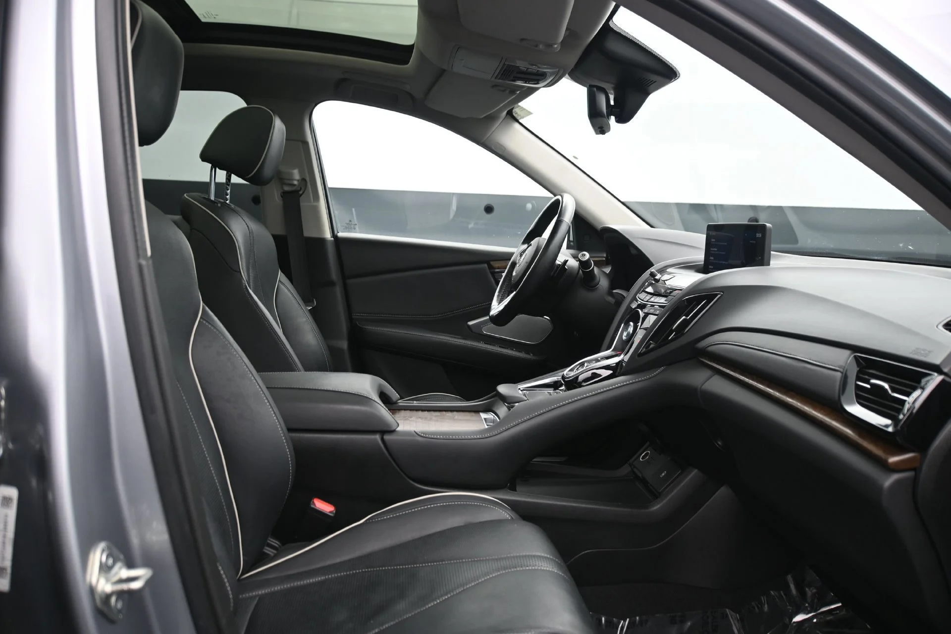 Used 2021 Silver Acura Platinum Elite AWD image 13