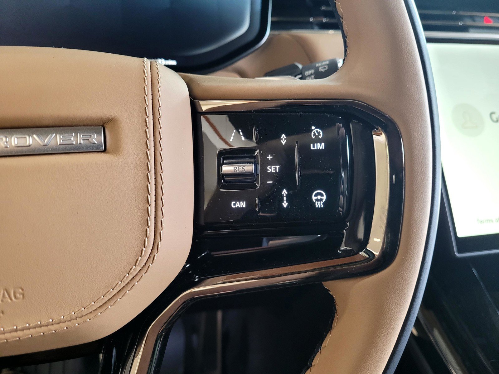 New 2026 British Racing Green Land Rover Autobiography image 23