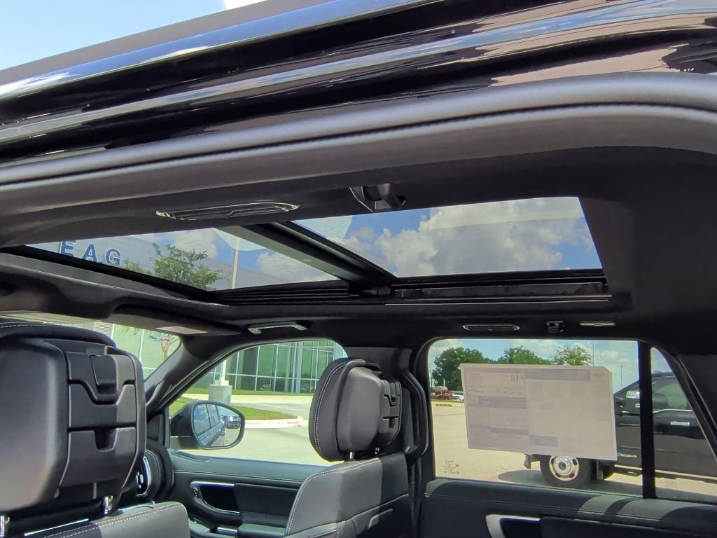 New 2026 Agate Black Metallic Ford Platinum® image 23