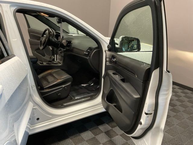Used 2019 Bright White Clearcoat Jeep High Altitude image 17