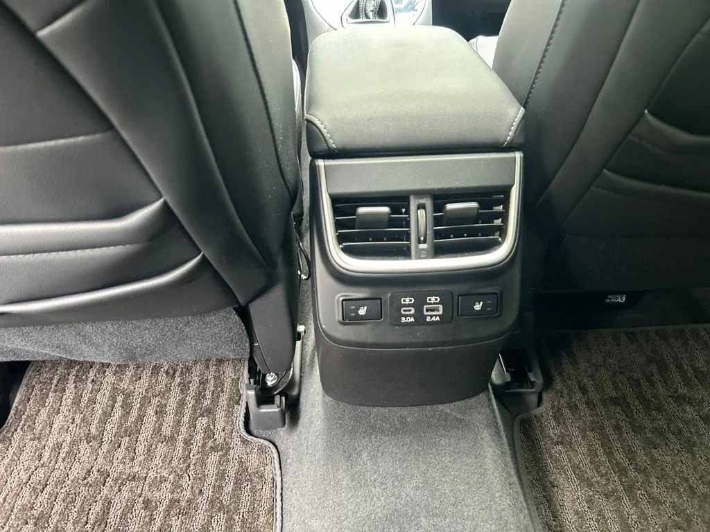 Used 2023 Silver Subaru Limited image 29