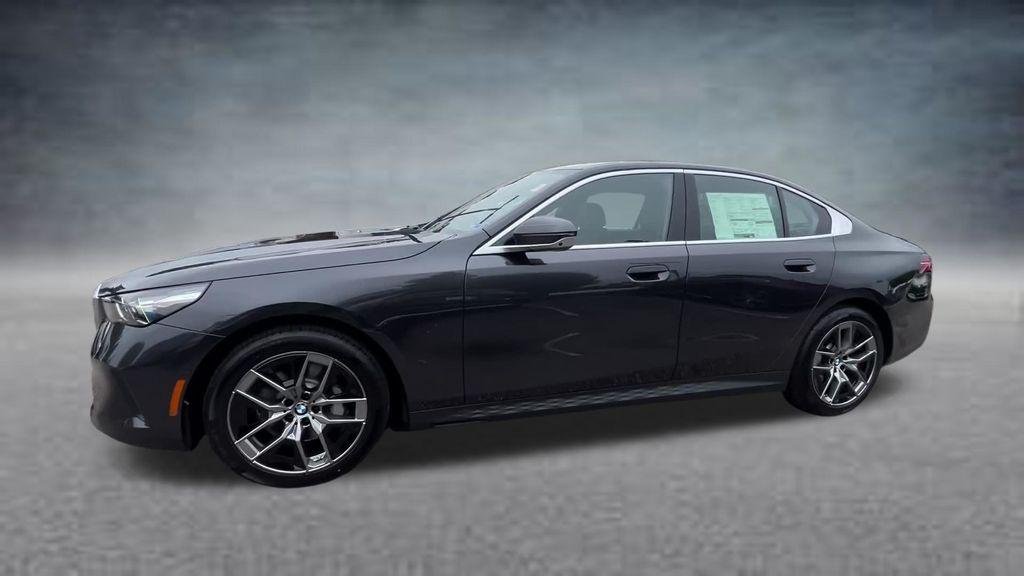 New 2026 Dark Graphite Metallic BMW 530i xDrive image 9