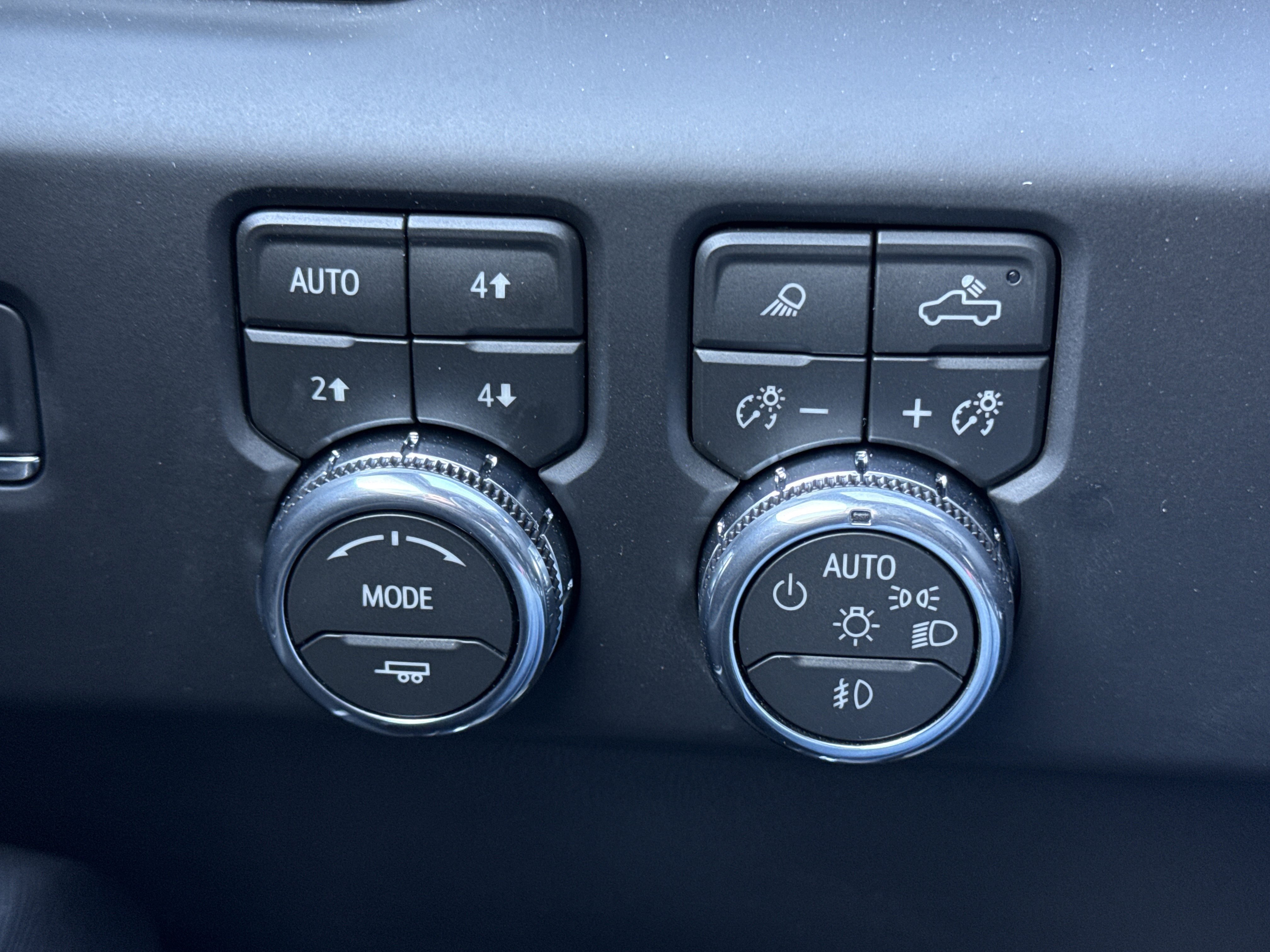 2026 GMC Sierra 1500 AT4X - Photo 26
