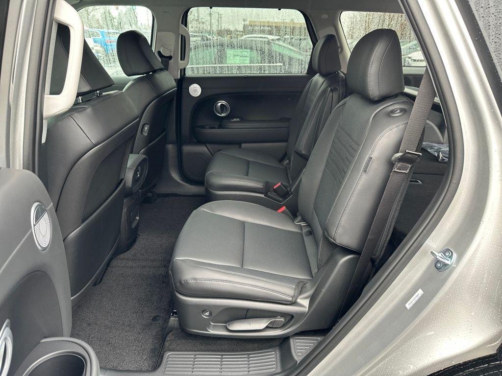 New 2026 Silver Hyundai Limited AWD image 17