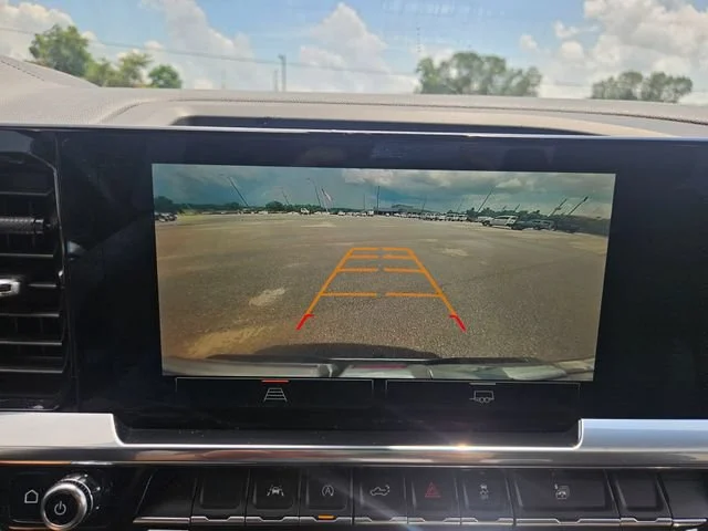 Used 2022 Onyx Black GMC SLE image 20
