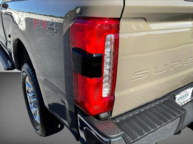 New 2027 Marsh Gray Metallic Ford F-250® Lariat® image 75