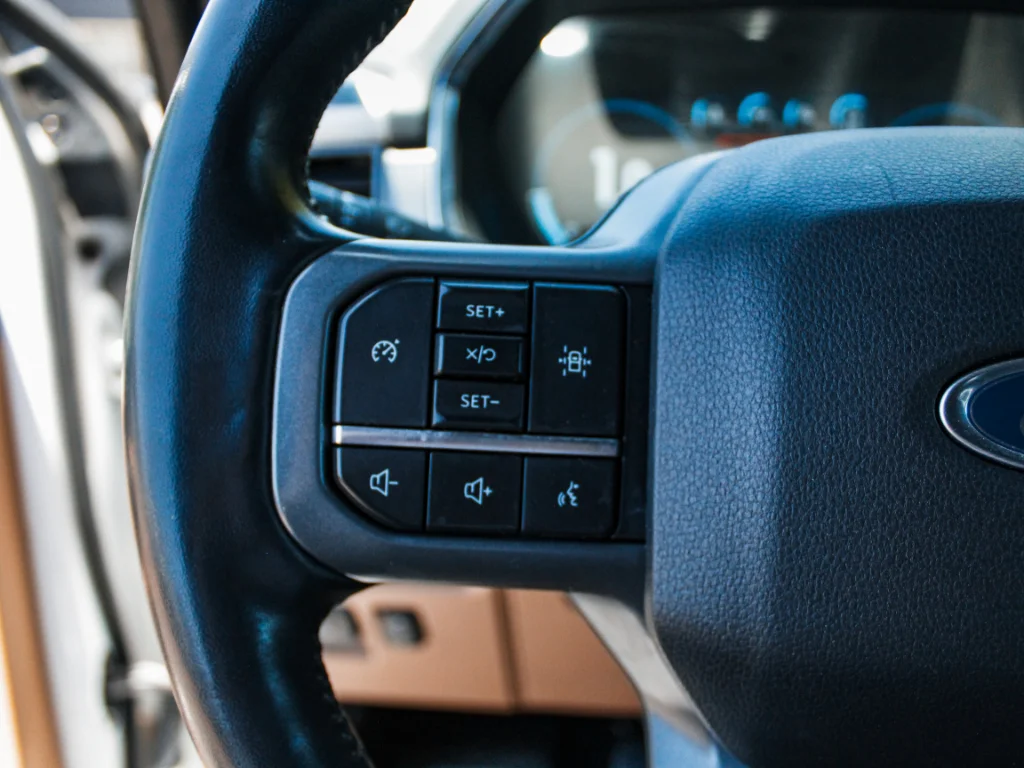 Used 2022 Oxford White Ford LARIAT image 16
