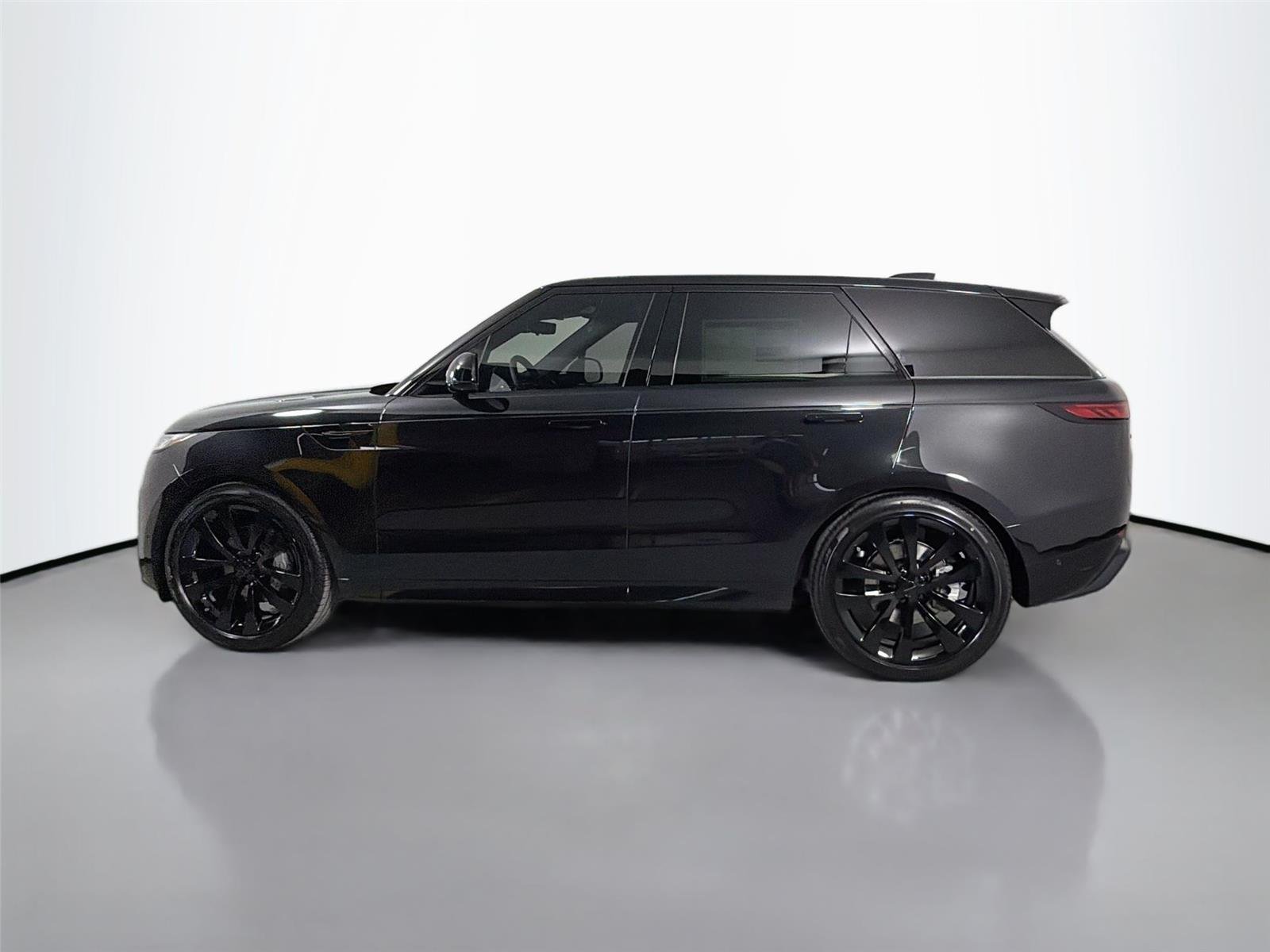 New 2026 Santorini Black LAND ROVER Dynamic SE image 8