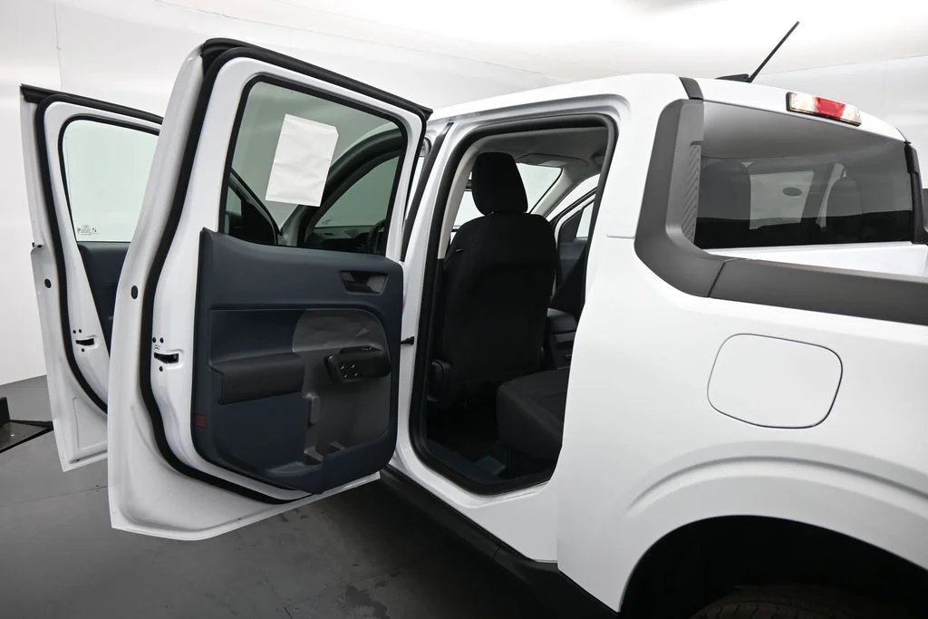 New 2026 Oxford White Ford XL image 15