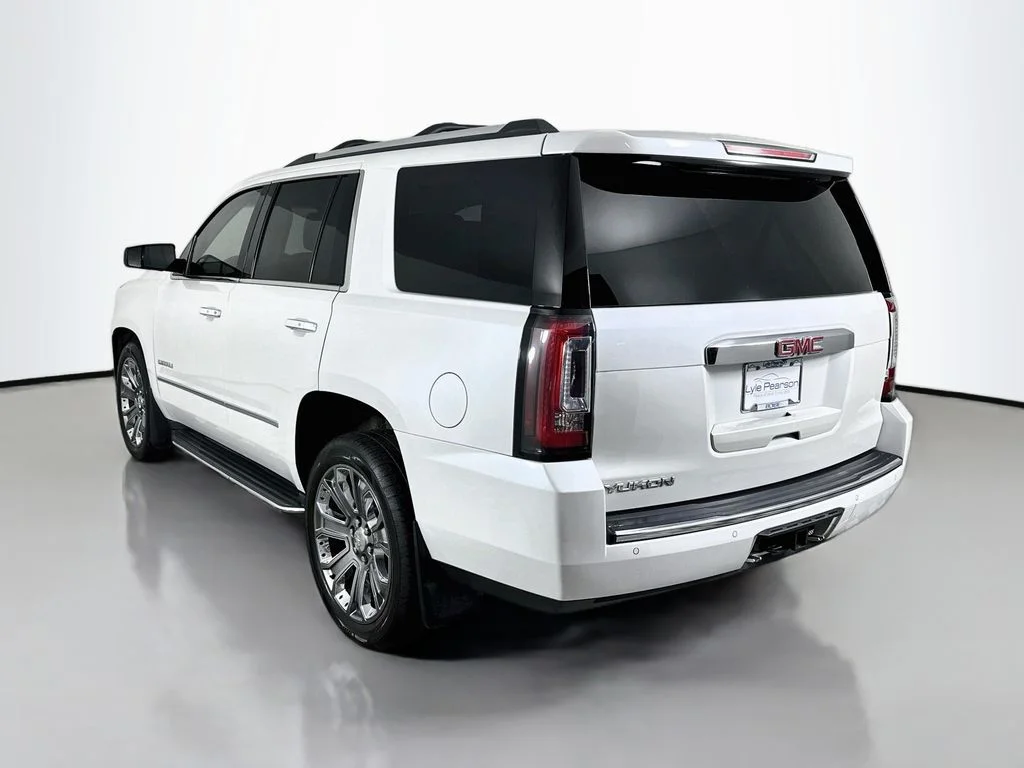 Used 2016 White Frost GMC Denali image 3