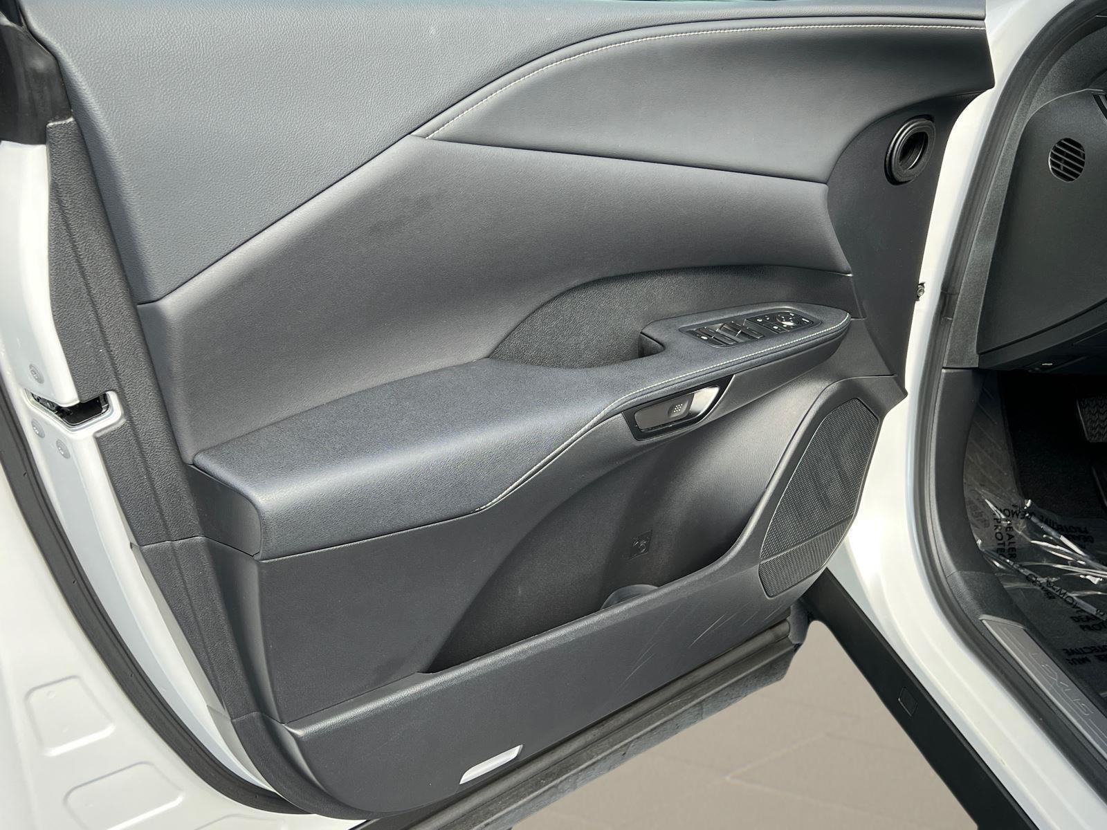 2024 Lexus RX 350 - Photo 11