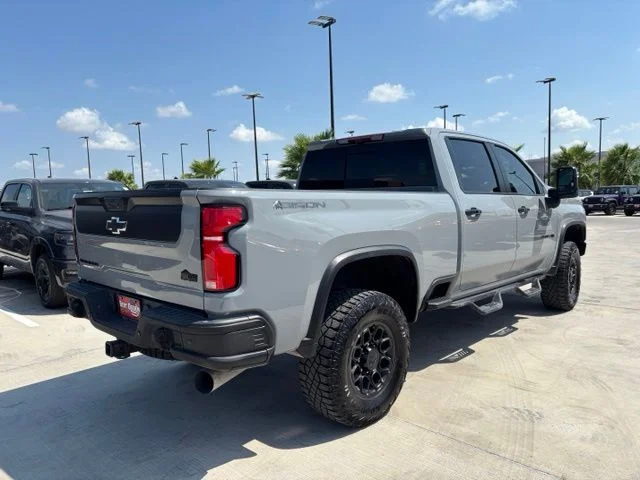 Used 2025 Gray Chevrolet ZR2 image 6