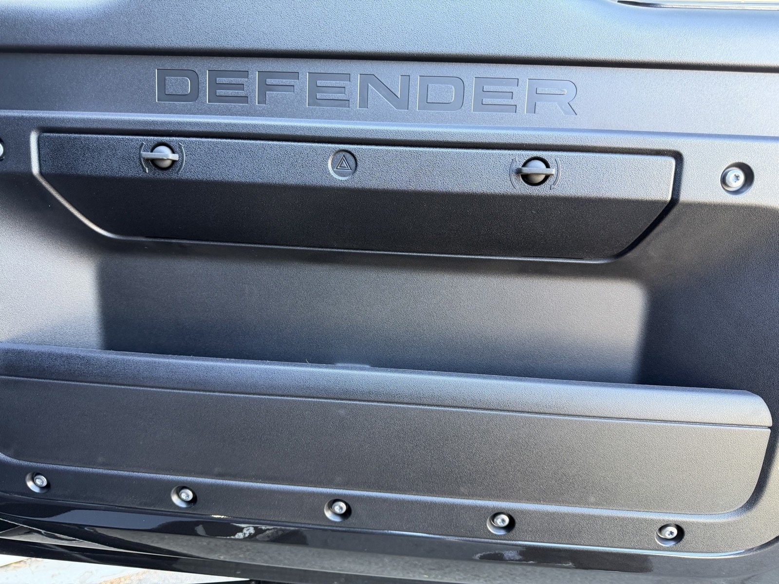 2026 Land Rover Defender X - Photo 34