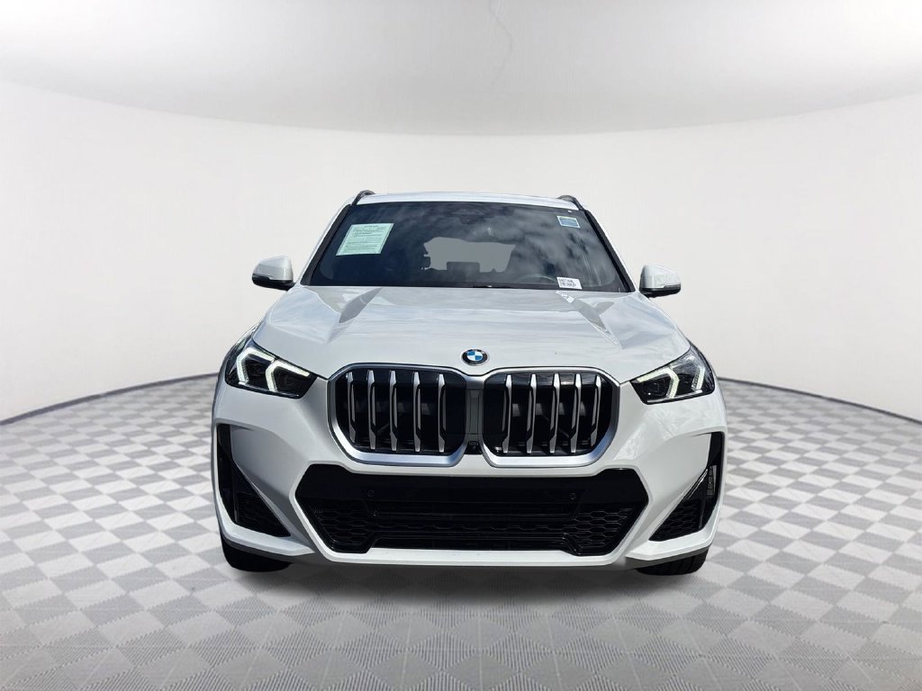 Used 2026 Alpine White BMW xDrive28i image 2