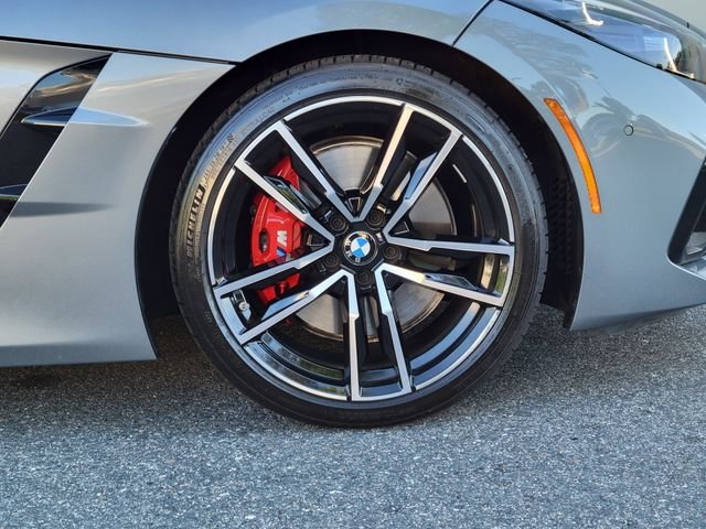 Used 2023 Skyscraper Gray Metallic BMW sDrive30i image 14