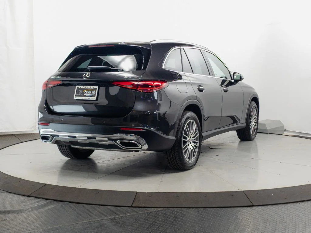 Certified Used 2026 Gray Mercedes-Benz GLC 300 image 29