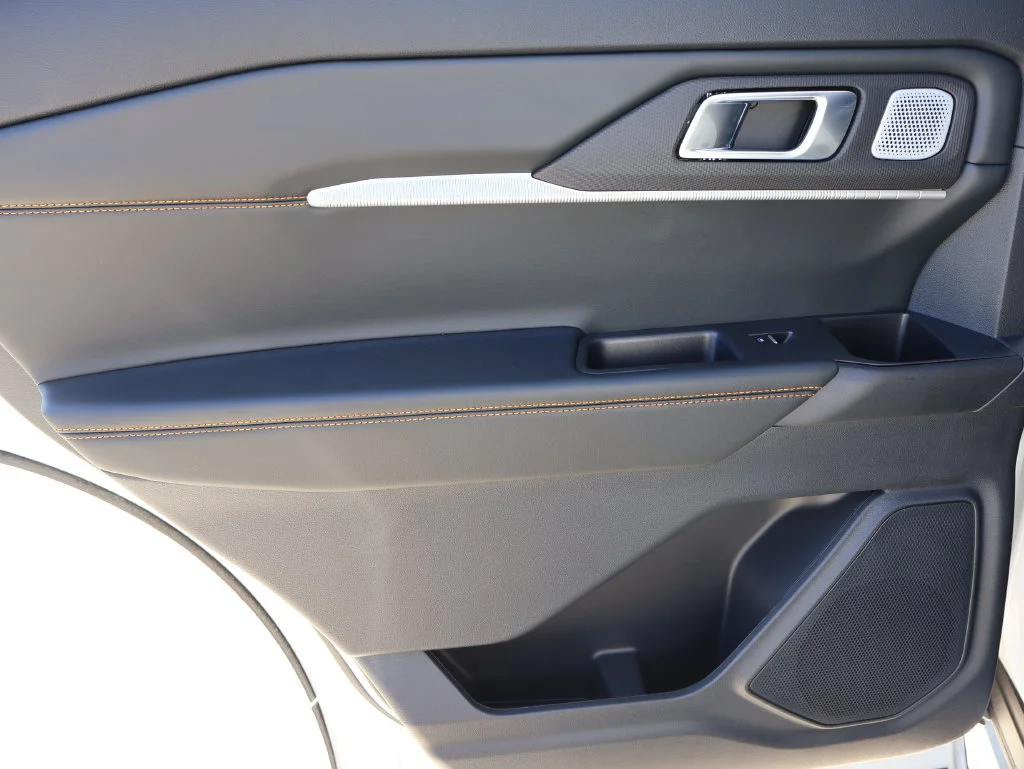 2026 Ford Explorer Tremor - Photo 18