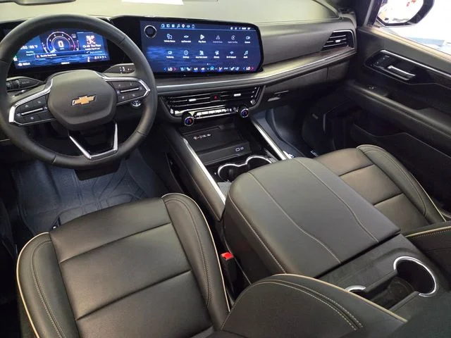 Used 2025 Gray Chevrolet Premier image 14
