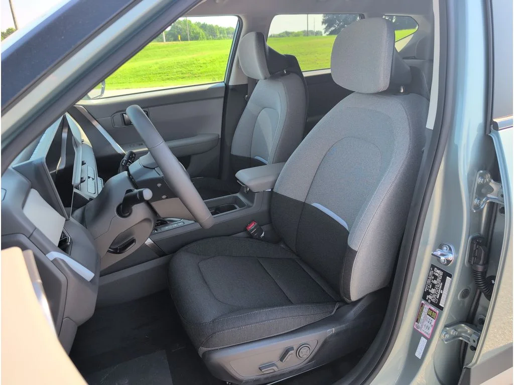 New 2027 Iceberg Green Kia S image 10