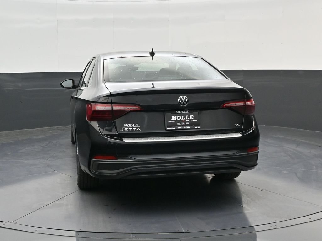 Used 2024 Black Volkswagen 1.5T SE image 6