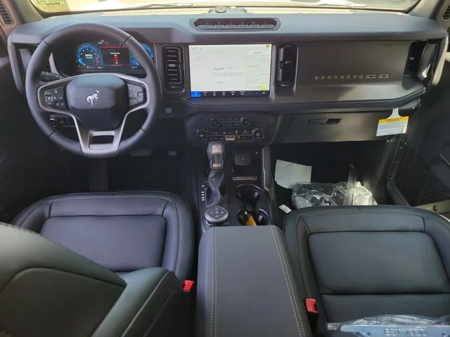 New 2026 Oxford White Ford Badlands image 14