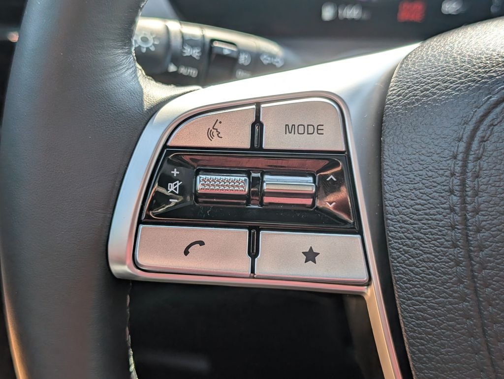 Used 2025 Gray Kia SX X-Line image 19