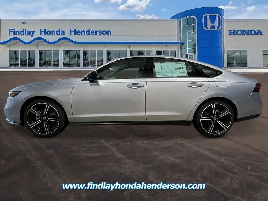 New 2026 Solar Silver Metallic Honda SE image 2