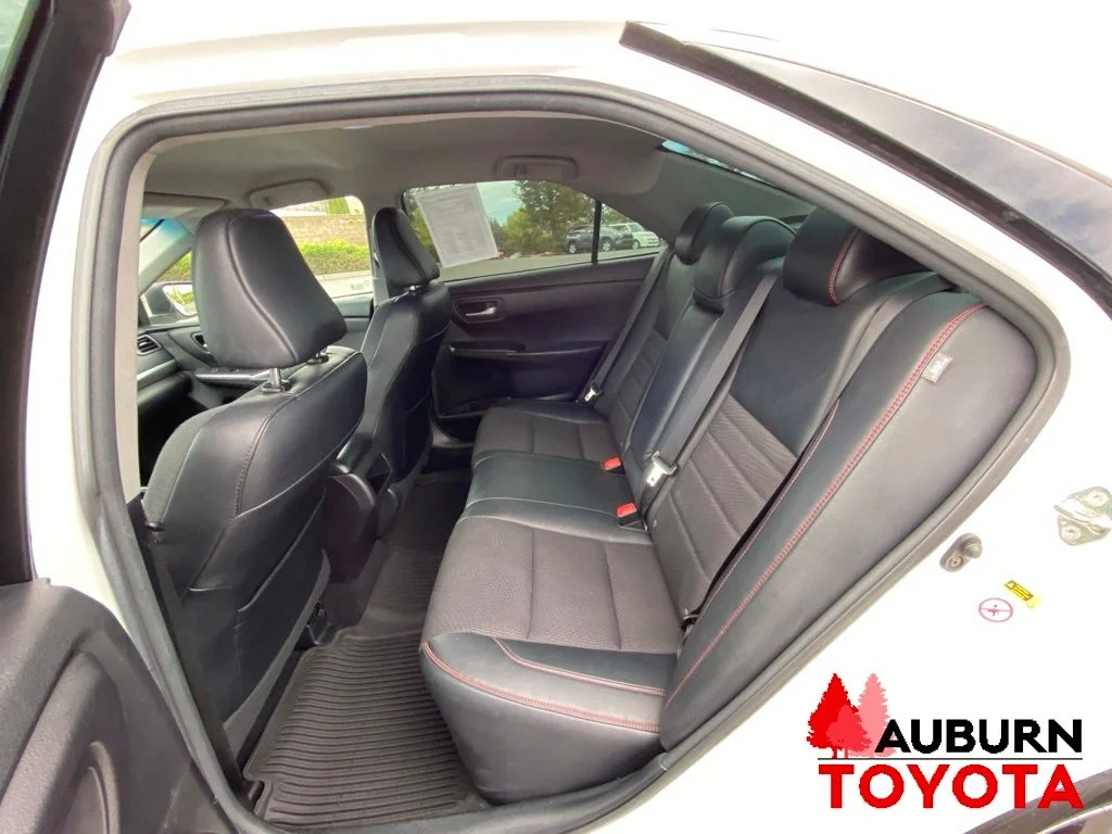 Used 2017 Ice Cap Toyota SE image 20