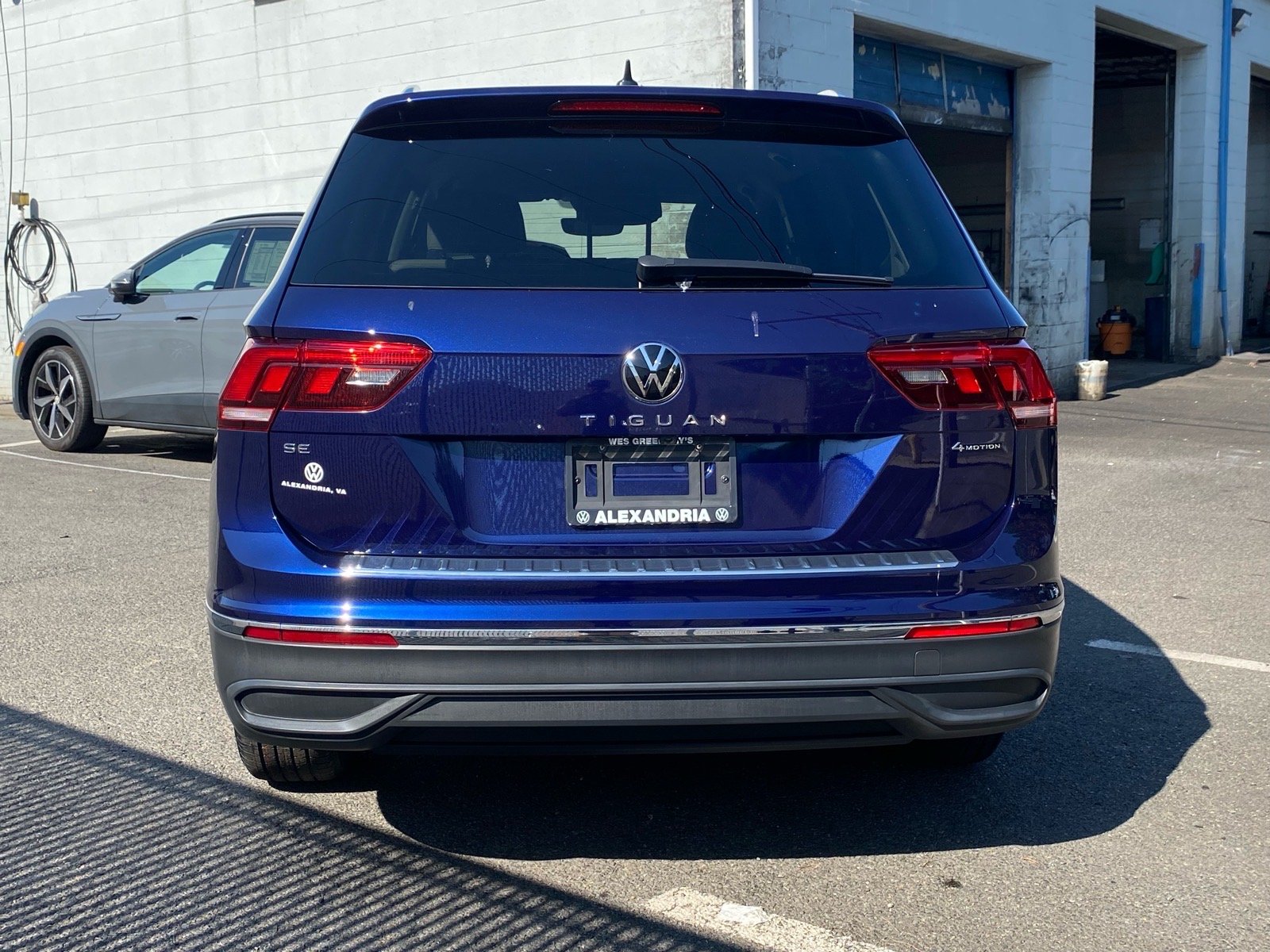 Certified Used 2023 Blue Volkswagen 2.0T SE image 4