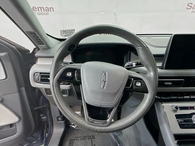 Used 2020 Blue Lincoln Reserve image 11