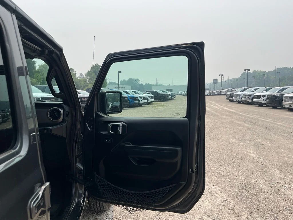 Used 2023 Granite Jeep Sport S image 34