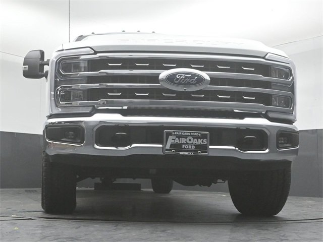 2025 FORD F-250 - Image 36