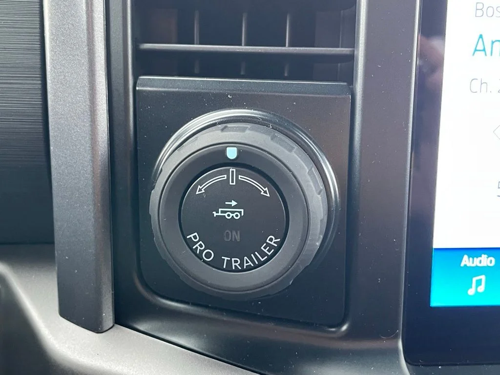 2025 Ford F-150 XLT - Photo 37