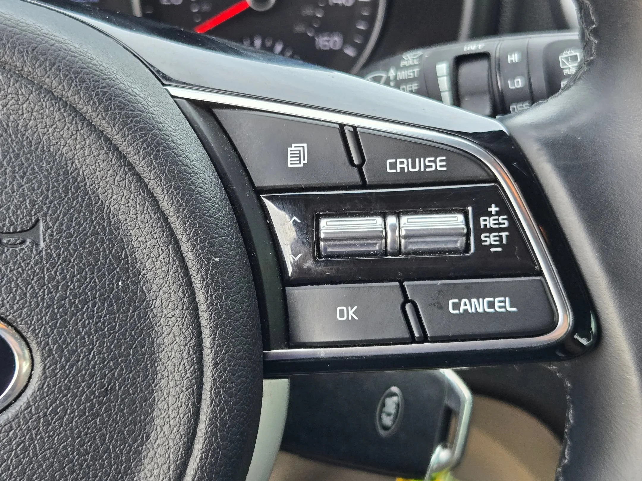 Used 2021 Black Cherry Kia S image 28