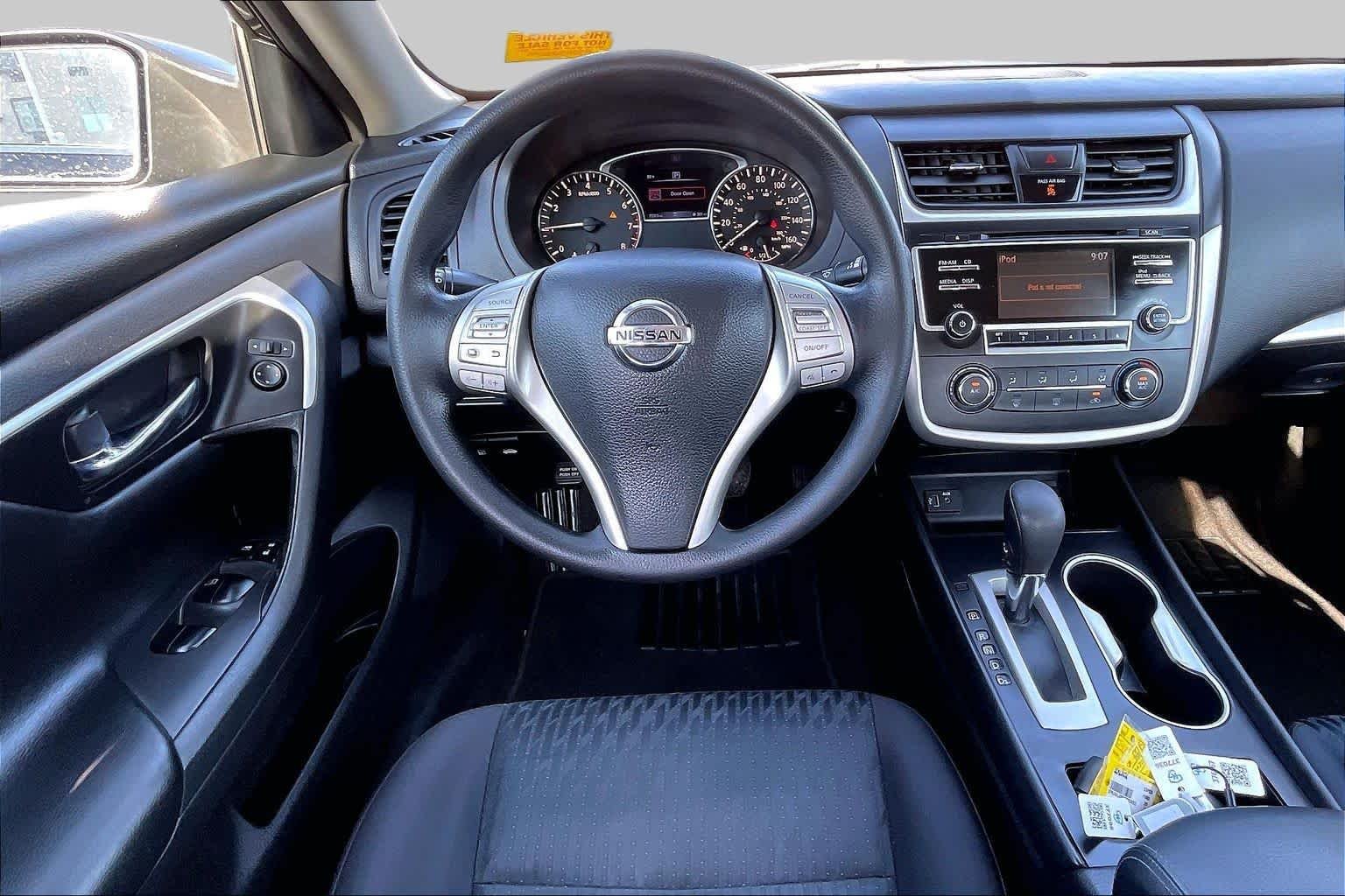 Used 2018 Super Black Nissan 2.5 S image 6