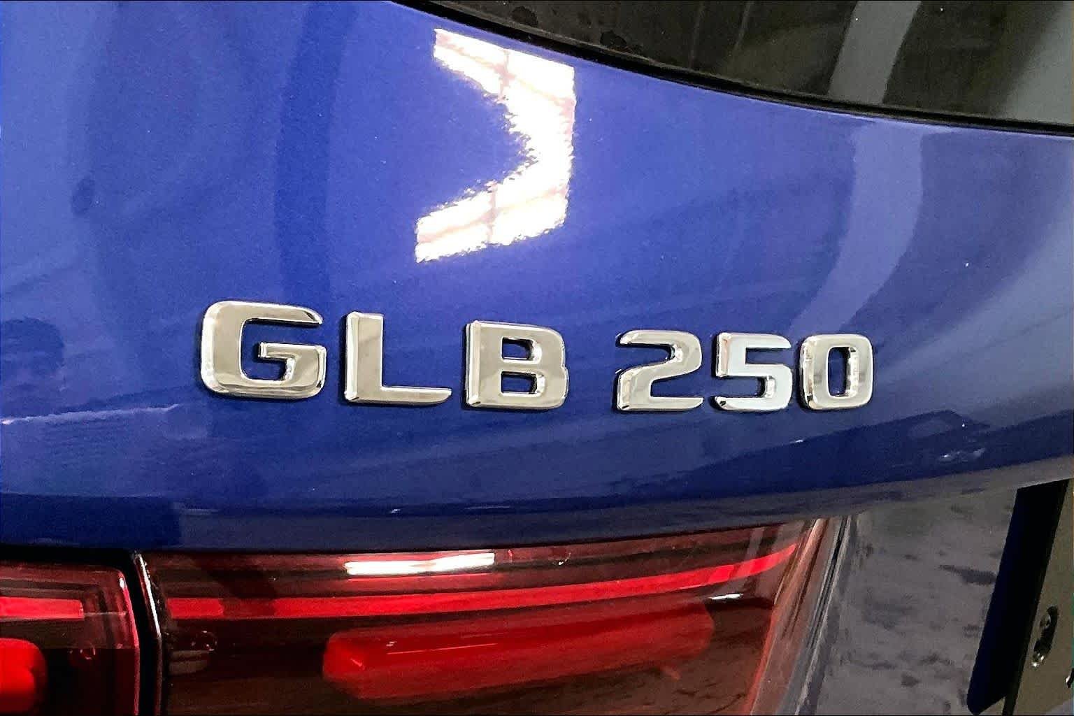 New 2026 Starling Blue Metallic Mercedes-Benz GLB 250 image 7