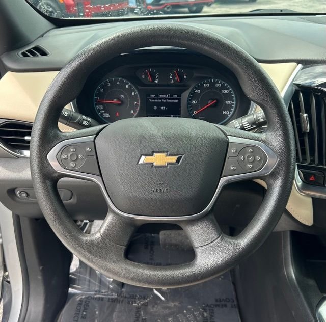 Used 2022 Silver Chevrolet LS image 14