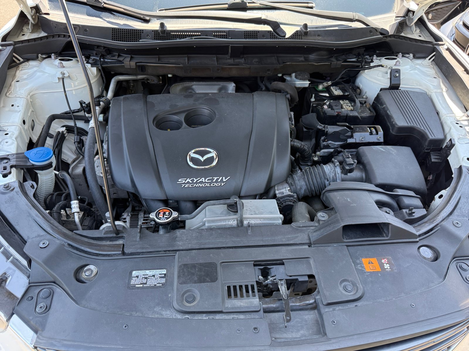 Used 2016 Crystal White Pearl Mazda Grand Touring image 20