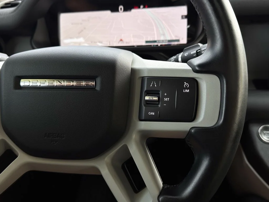2023 Land Rover Defender X-Dynamic SE - Photo 13