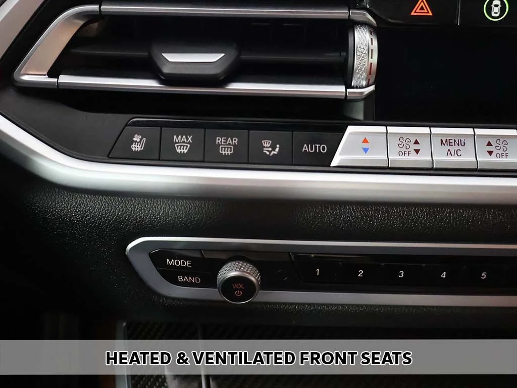 Used 2022 Black BMW M50i image 9