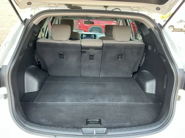 Used 2017 White Hyundai 2.4 Base image 22