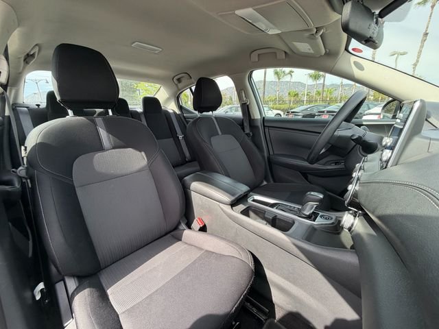 Used 2024 White Nissan SV image 29