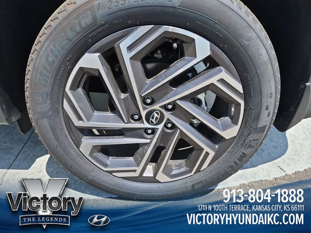 Used 2025 Gray Hyundai Limited image 27