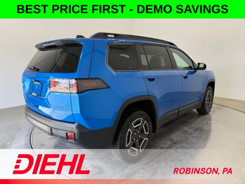 New 2026 Hydro Blue Pearl-Coat Exterior Paint Jeep Limited image 7