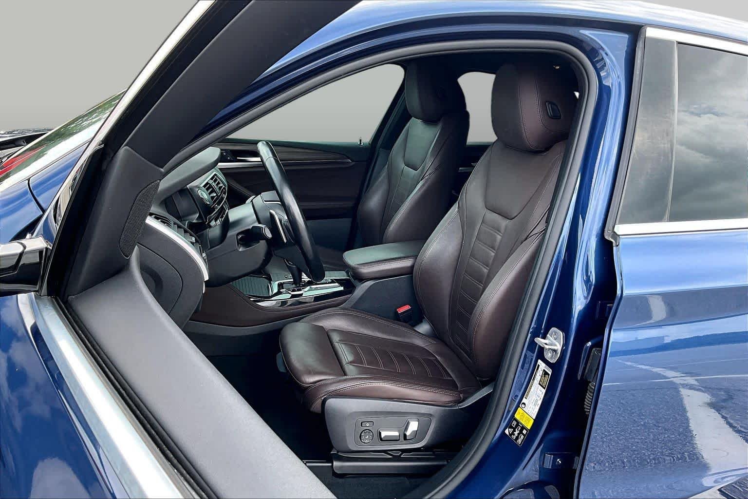 Used 2020 Phytonic Blue Metallic BMW xDrive30i image 8
